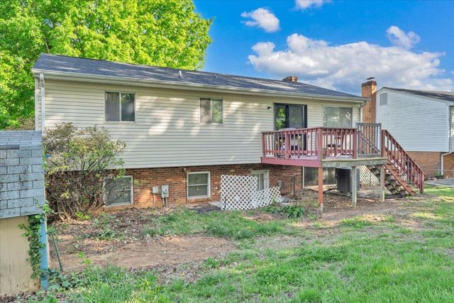 428 Missimer LN, Vinton, VA 24179