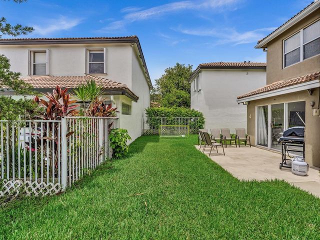 7145 CRESCENT CREEK Place, Coconut Creek, FL 33073