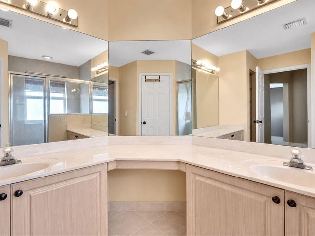7145 CRESCENT CREEK Place, Coconut Creek, FL 33073