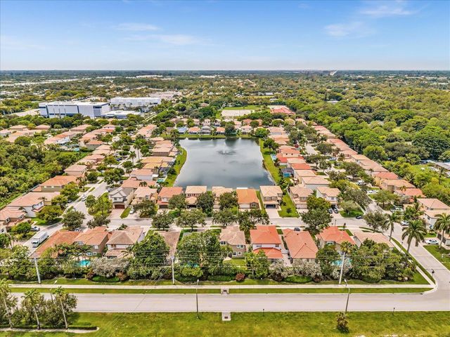 7145 CRESCENT CREEK Place, Coconut Creek, FL 33073