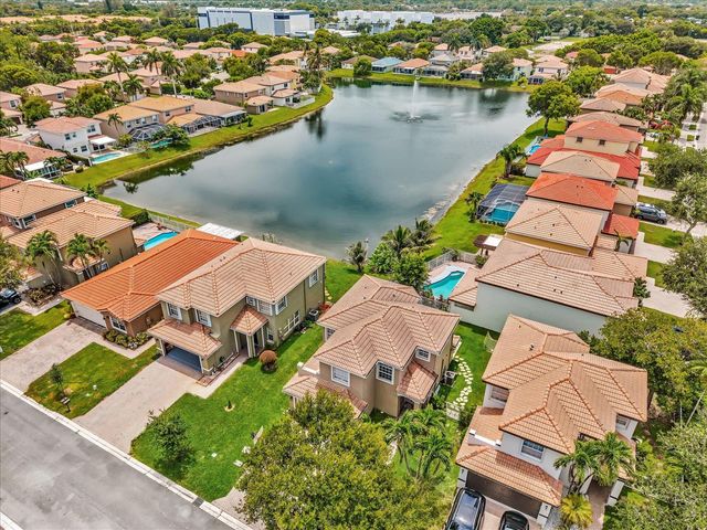 7145 CRESCENT CREEK Place, Coconut Creek, FL 33073