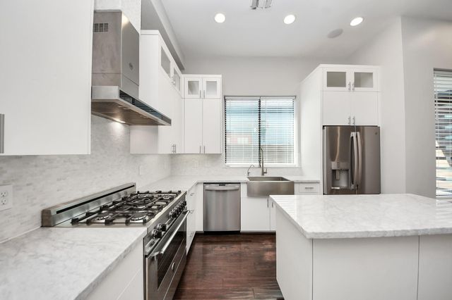 2310 Converse Street, Houston, TX 77006