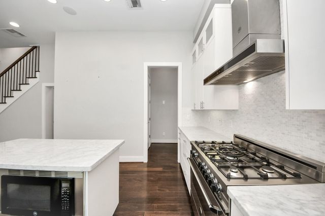 2310 Converse Street, Houston, TX 77006