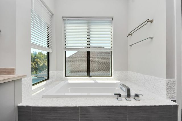 2310 Converse Street, Houston, TX 77006