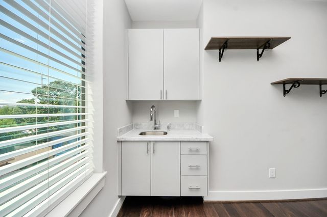 2310 Converse Street, Houston, TX 77006