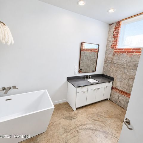 136 E Cypress A, Lafayette, LA 70501
