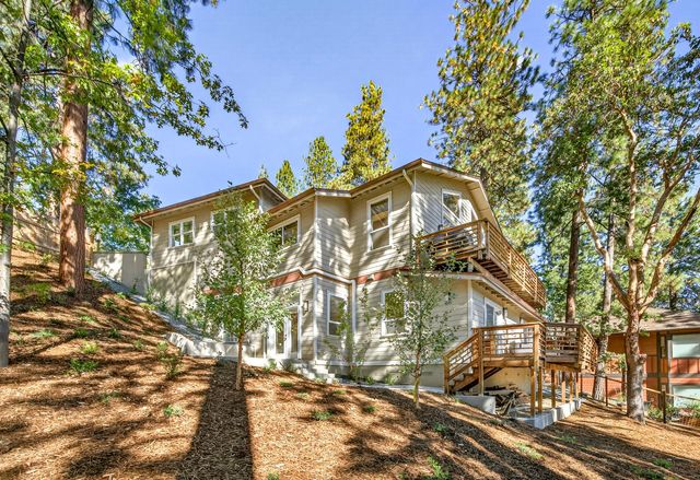 774 Lisa Lane, Ashland, OR 97520