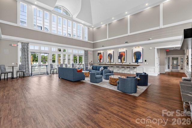 3702 Park South Station Boulevard, Charlotte, NC 28210