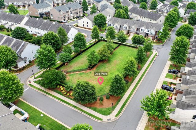 3702 Park South Station Boulevard, Charlotte, NC 28210