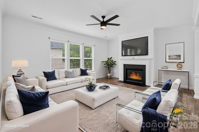 3702 Park South Station Boulevard, Charlotte, NC 28210