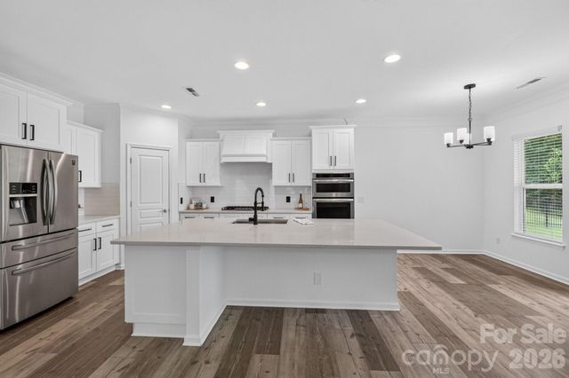 3702 Park South Station Boulevard, Charlotte, NC 28210