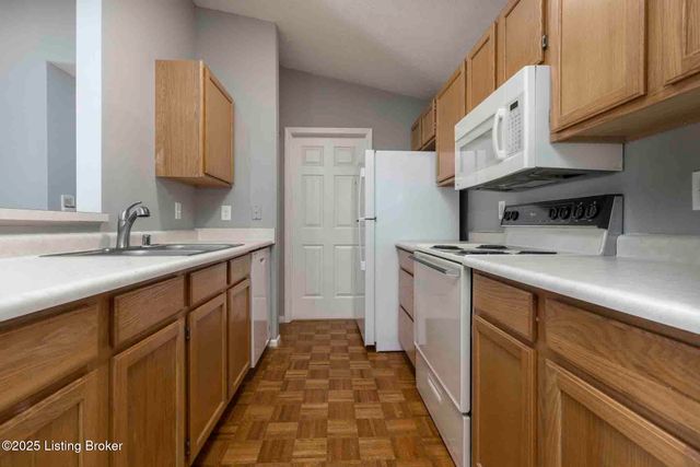 410 Ethridge Ave UNIT 207, Louisville, KY 40223