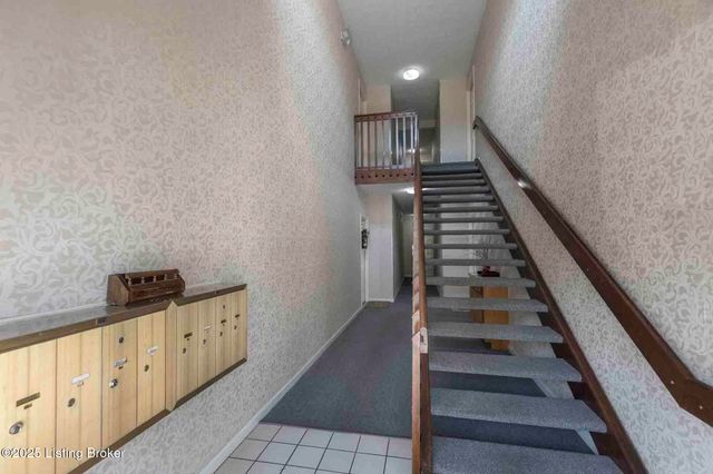 410 Ethridge Ave UNIT 207, Louisville, KY 40223