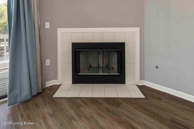 410 Ethridge Ave UNIT 207, Louisville, KY 40223