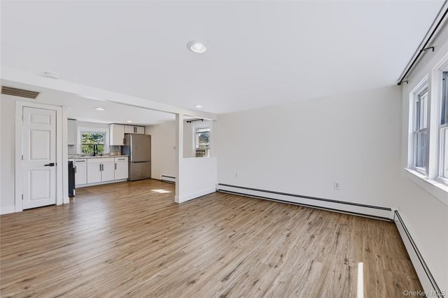 240 Kramer Drive, Lindenhurst, NY 11757