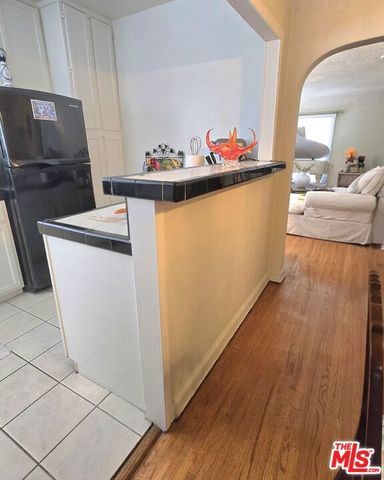 4626 Brynhurst Avenue, Los Angeles, CA 90043