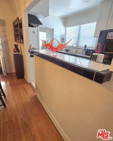 4626 Brynhurst Avenue, Los Angeles, CA 90043