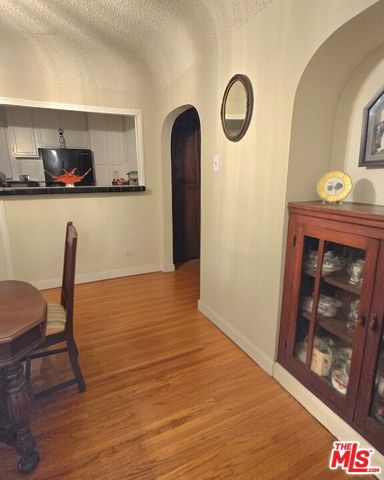 4626 Brynhurst Avenue, Los Angeles, CA 90043