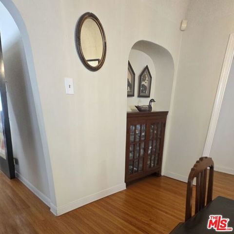 4626 Brynhurst Avenue, Los Angeles, CA 90043