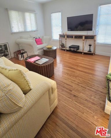 4626 Brynhurst Avenue, Los Angeles, CA 90043