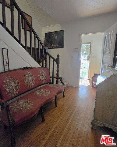 4626 Brynhurst Avenue, Los Angeles, CA 90043