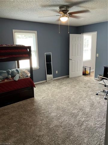 1694 Woodbury Lane, Mount Airy, NC 27030