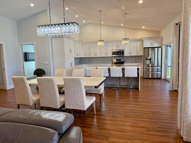 20725 Waters Edge Court, Boca Raton, FL 33498