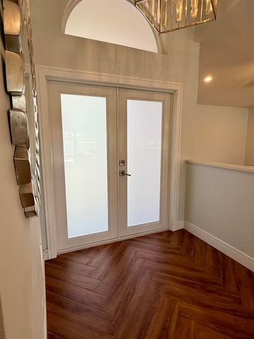 20725 Waters Edge Court, Boca Raton, FL 33498