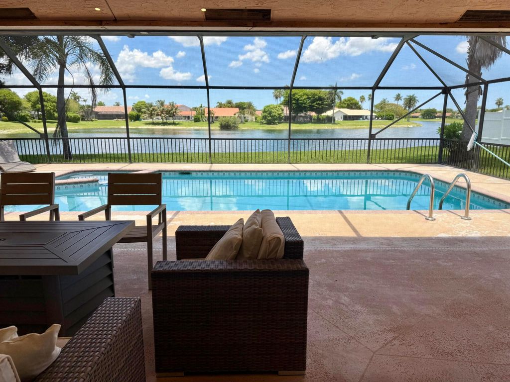 20725 Waters Edge Court, Boca Raton, FL 33498