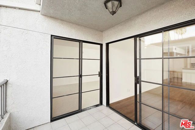 909 N Croft Avenue 204, Los Angeles, CA 90069