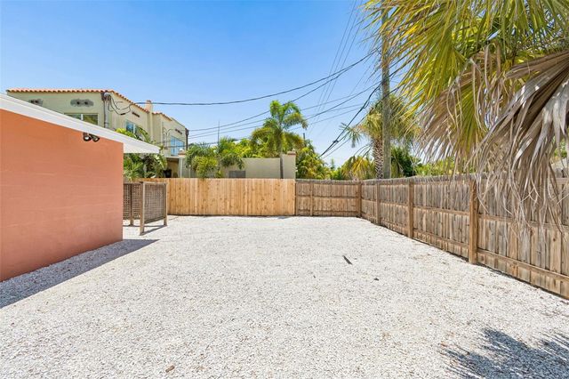 6219 2ND AVENUE S, St Petersburg, FL 33707