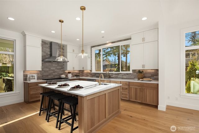 12929 NE 112th Street, Kirkland, WA 98033