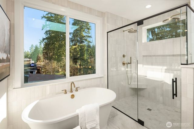 12929 NE 112th Street, Kirkland, WA 98033