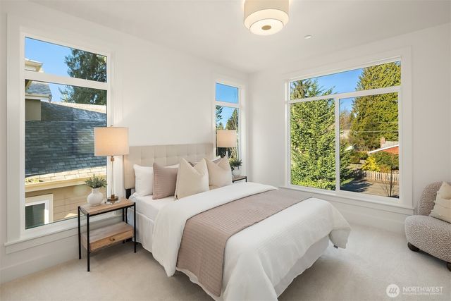 12929 NE 112th Street, Kirkland, WA 98033