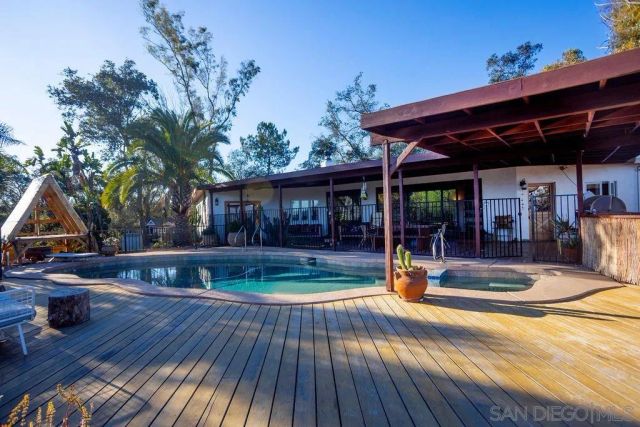 255 Hillside Place, El Cajon, CA 92021