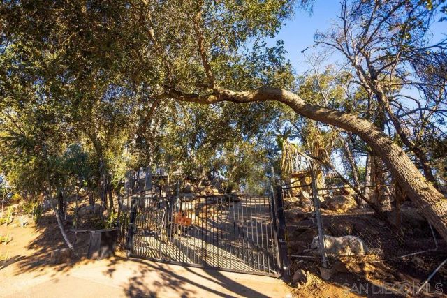 255 Hillside Place, El Cajon, CA 92021