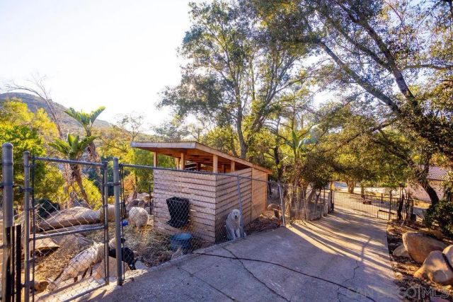 255 Hillside Place, El Cajon, CA 92021