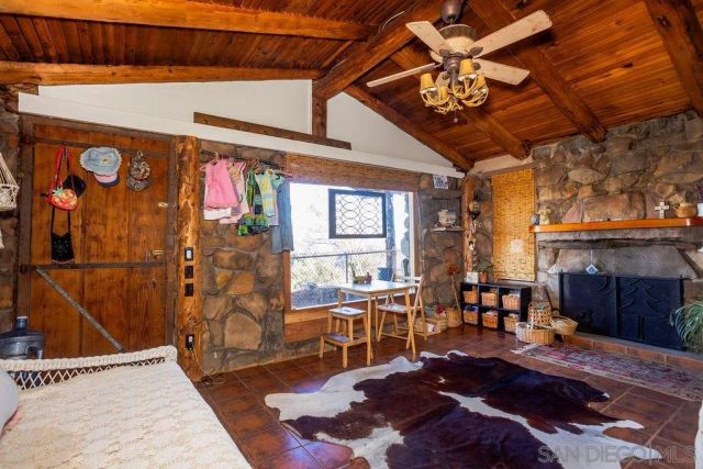 255 Hillside Place, El Cajon, CA 92021