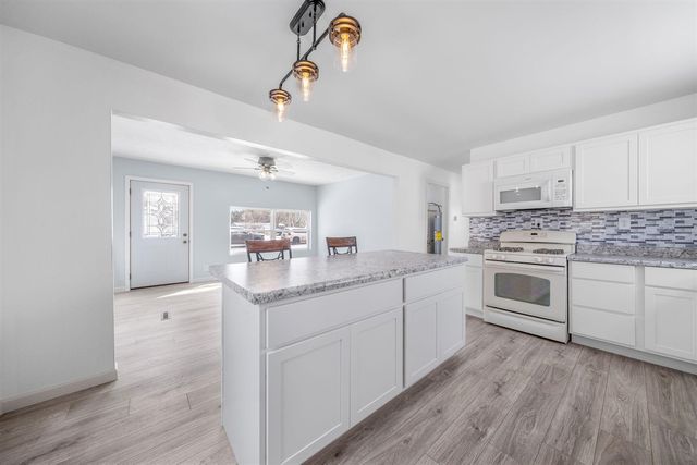 739 Chandler Street, Muskegon, MI 49442