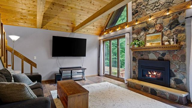 E4495 Woodland Drive, Eau Claire, WI 54701
