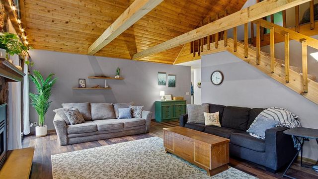 E4495 Woodland Drive, Eau Claire, WI 54701