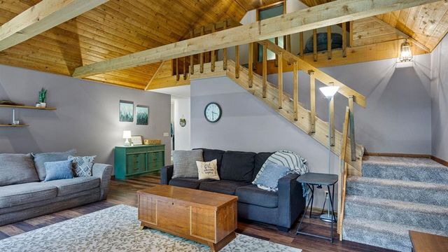 E4495 Woodland Drive, Eau Claire, WI 54701