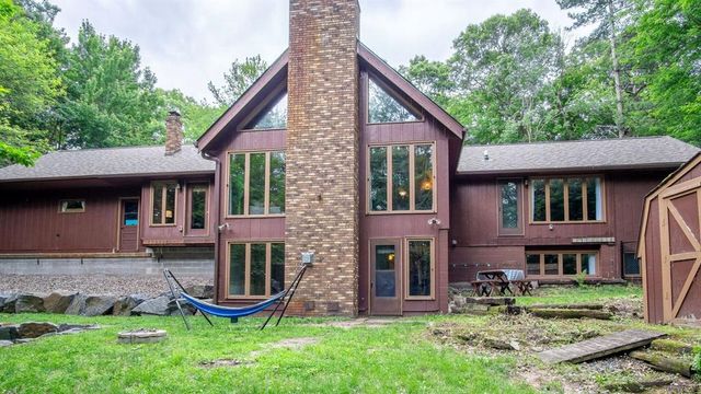 E4495 Woodland Drive, Eau Claire, WI 54701