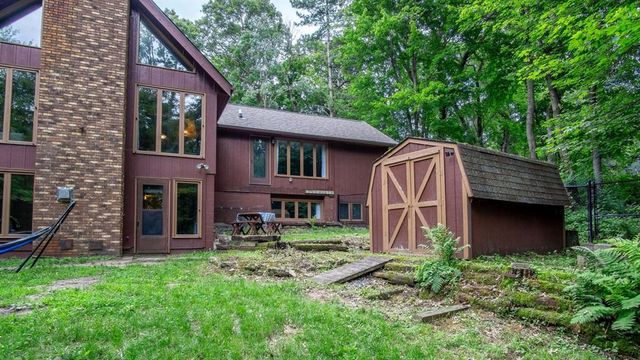 E4495 Woodland Drive, Eau Claire, WI 54701