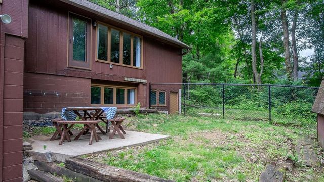 E4495 Woodland Drive, Eau Claire, WI 54701