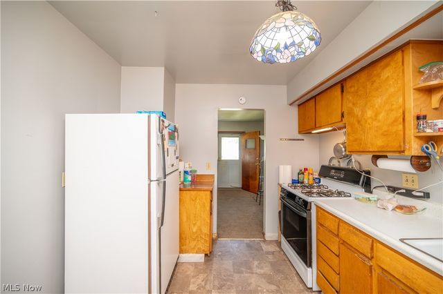 3126 Linda Drive NW, Warren, OH 44485