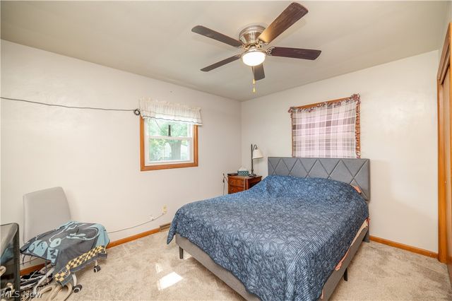 3126 Linda Drive NW, Warren, OH 44485