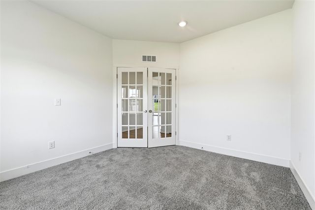 9424 Snow Valley Drive, Alto, MI 49302