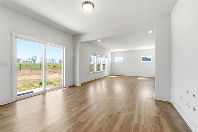 9424 Snow Valley Drive, Alto, MI 49302