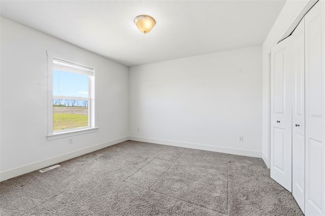 9424 Snow Valley Drive, Alto, MI 49302